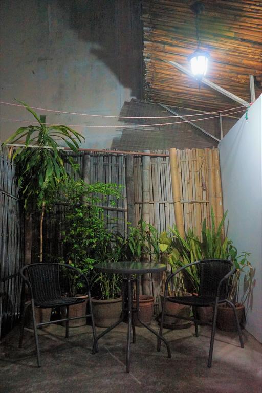 Baan Park Raak Backpacker Hostel Chiang Mai Extérieur photo