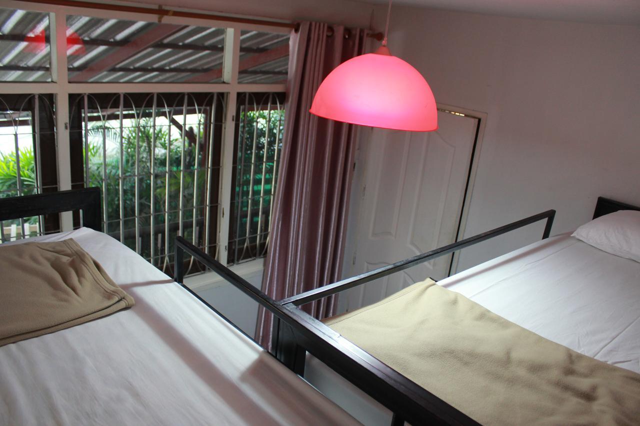 Baan Park Raak Backpacker Hostel Chiang Mai Extérieur photo
