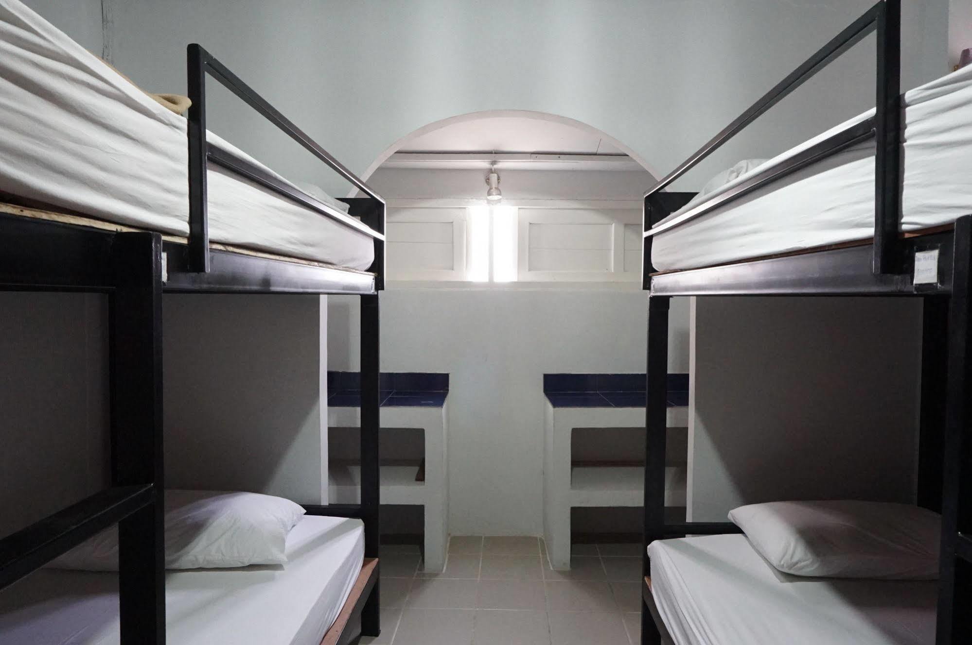 Baan Park Raak Backpacker Hostel Chiang Mai Extérieur photo